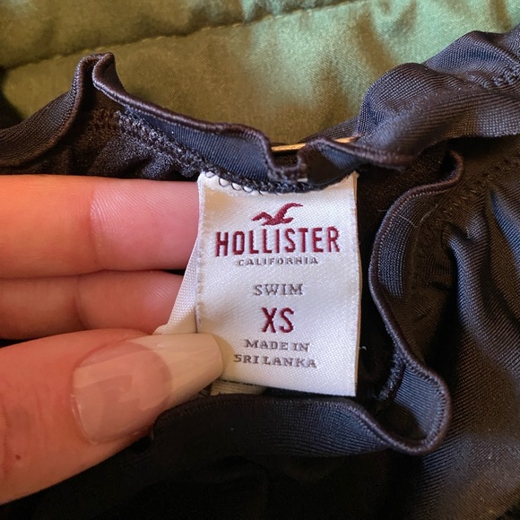 Ruched Hollister Swim Bottoms - Picture 3 of 3